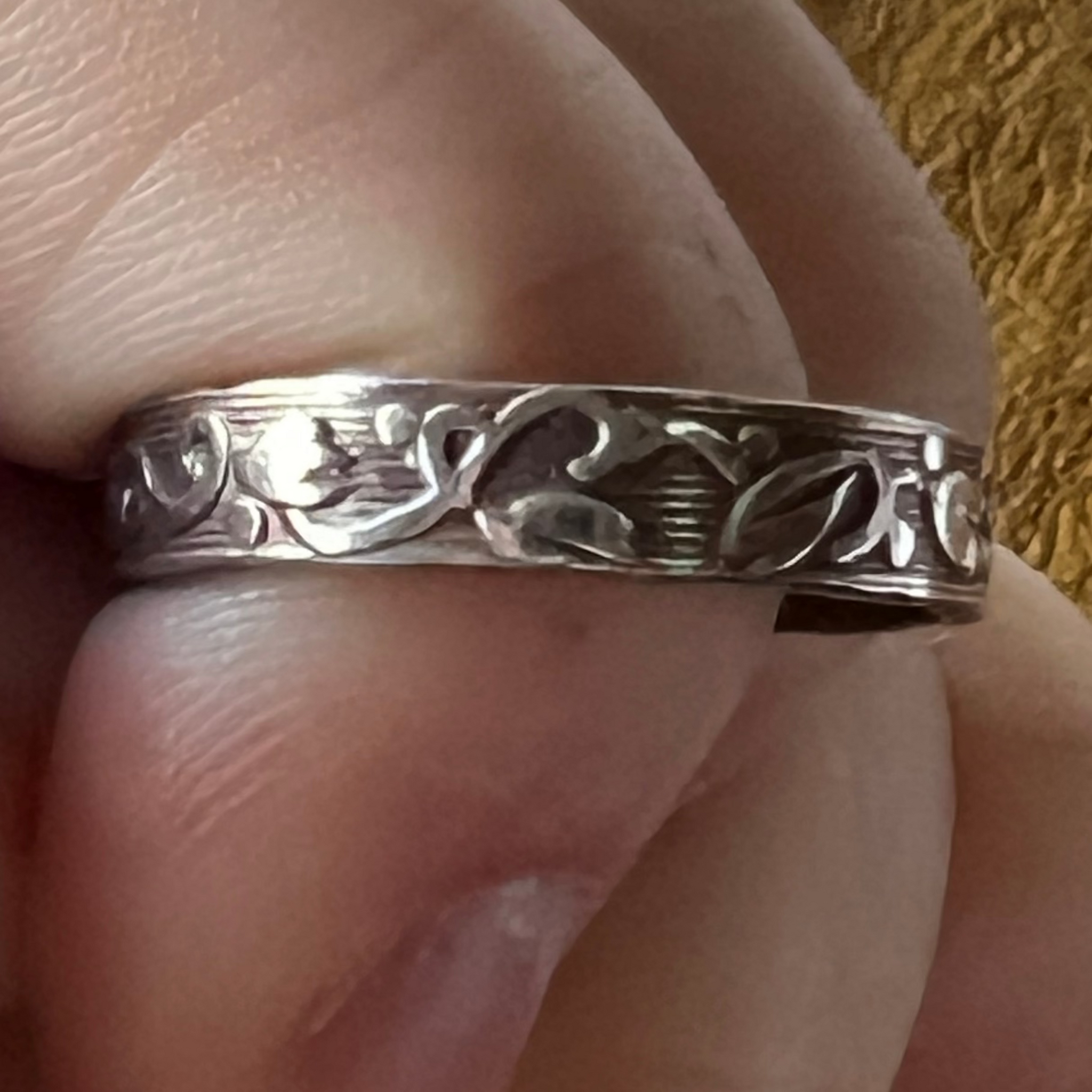 Stacking Ring - Bards pattern